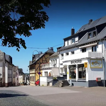 Ferienwohnung Auszeit Rhein-Mosel Waldesch Exterior foto